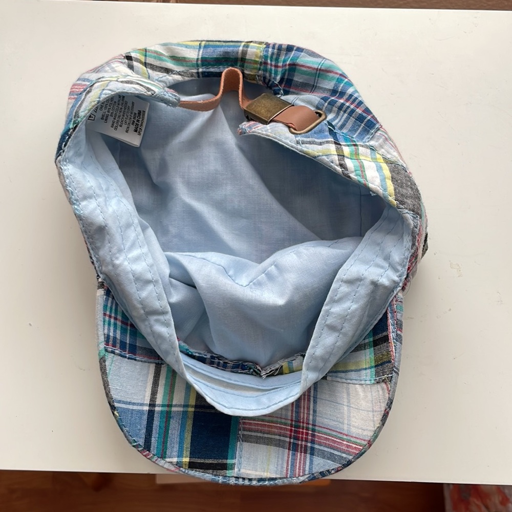 Hat - Picture 2 of 5